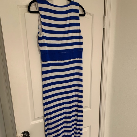 Blue and white maxi dress size M - Picture 3 of 6